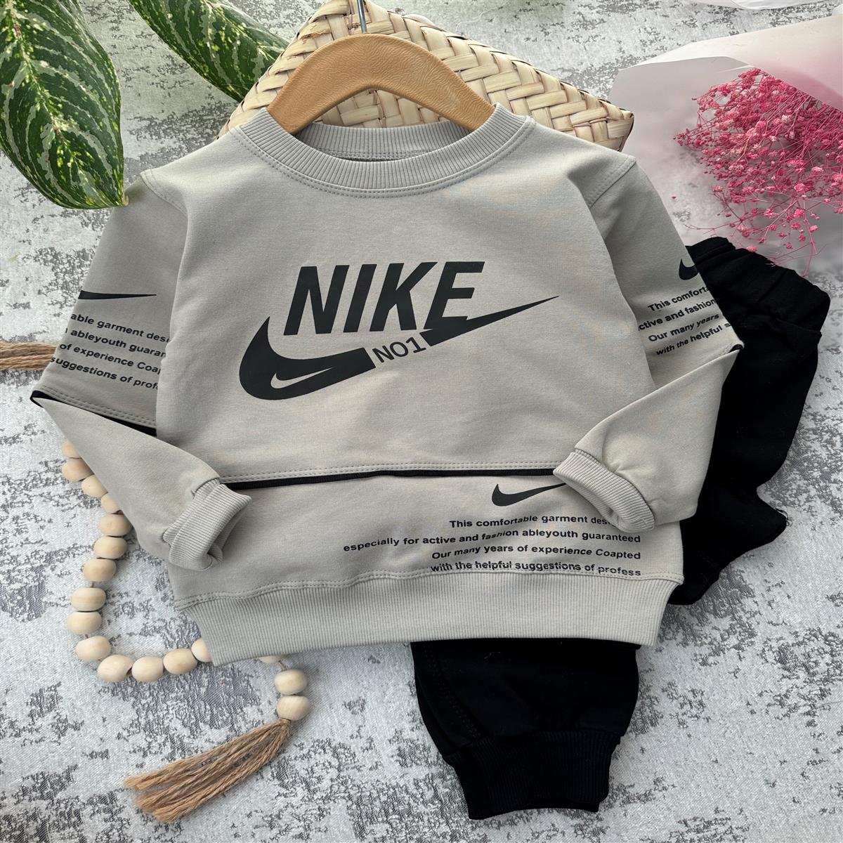 NIKE 40_45