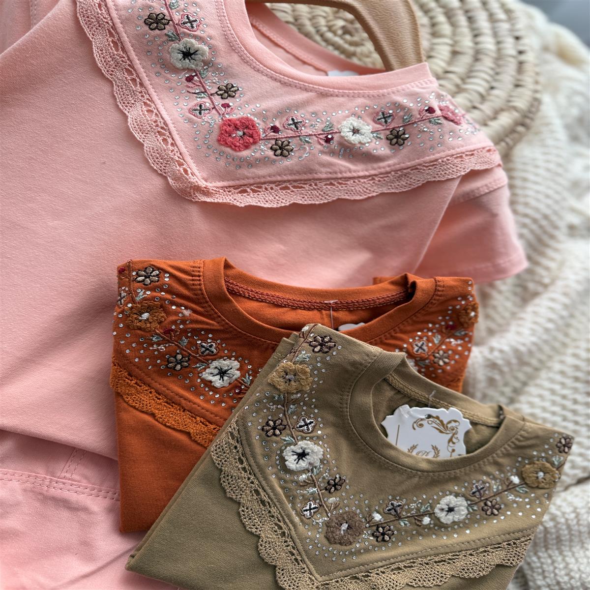 یقه گلدوزی🌼 35_40