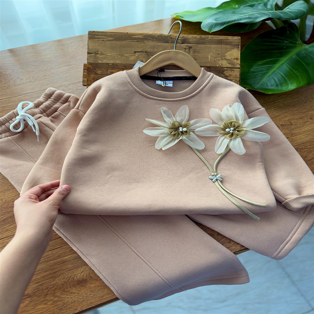 وارداتی ترک گل شاپرک 