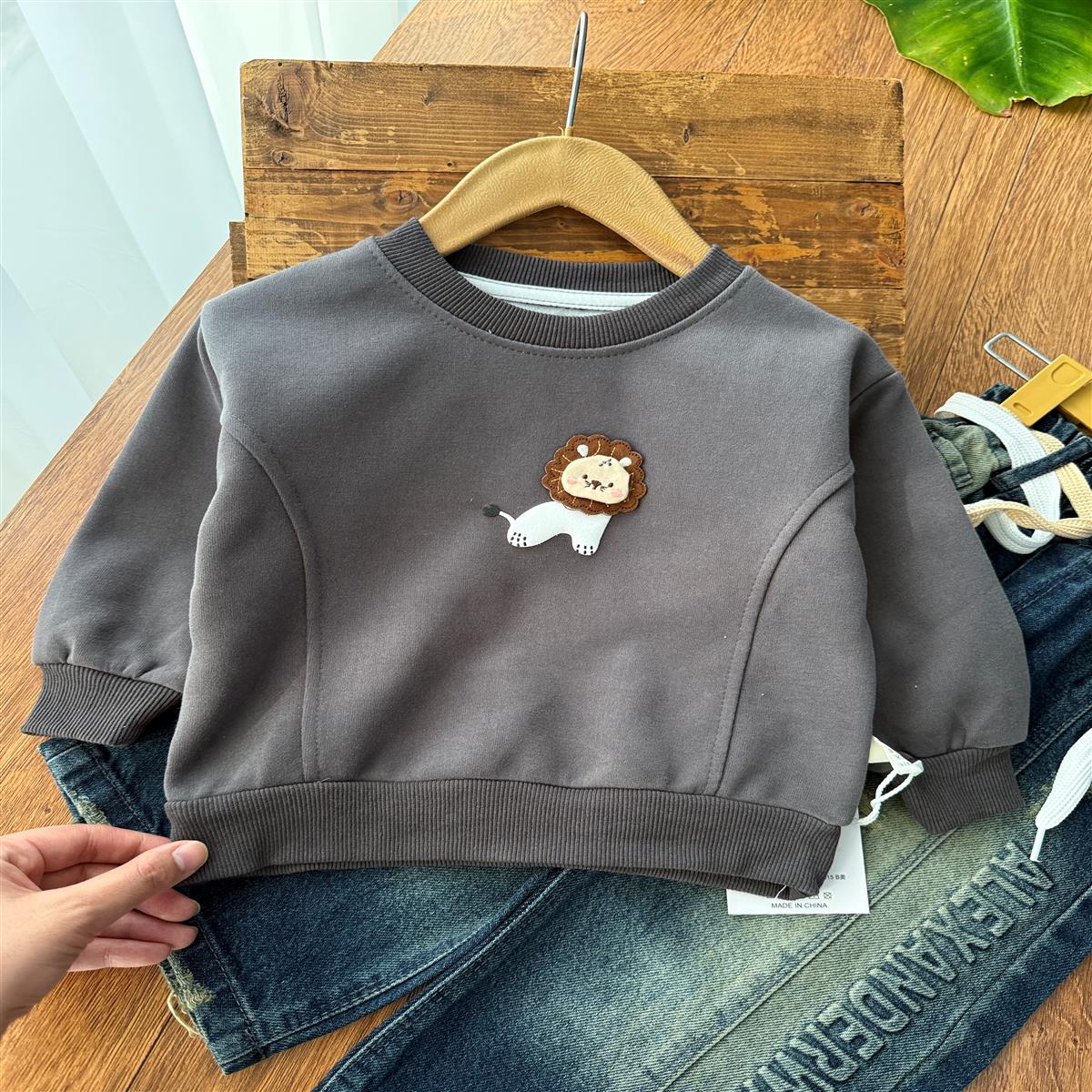  شیر(وارداتی)