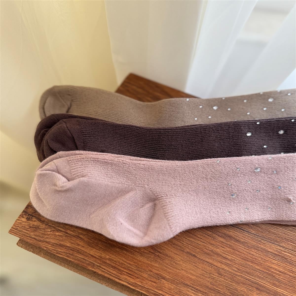 وارداتی  نگینی