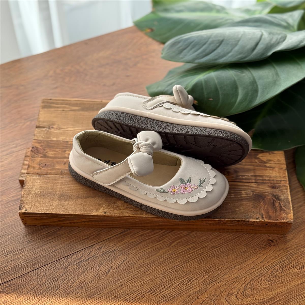 ,پاپیون گلدوزی۲۶-۳۱