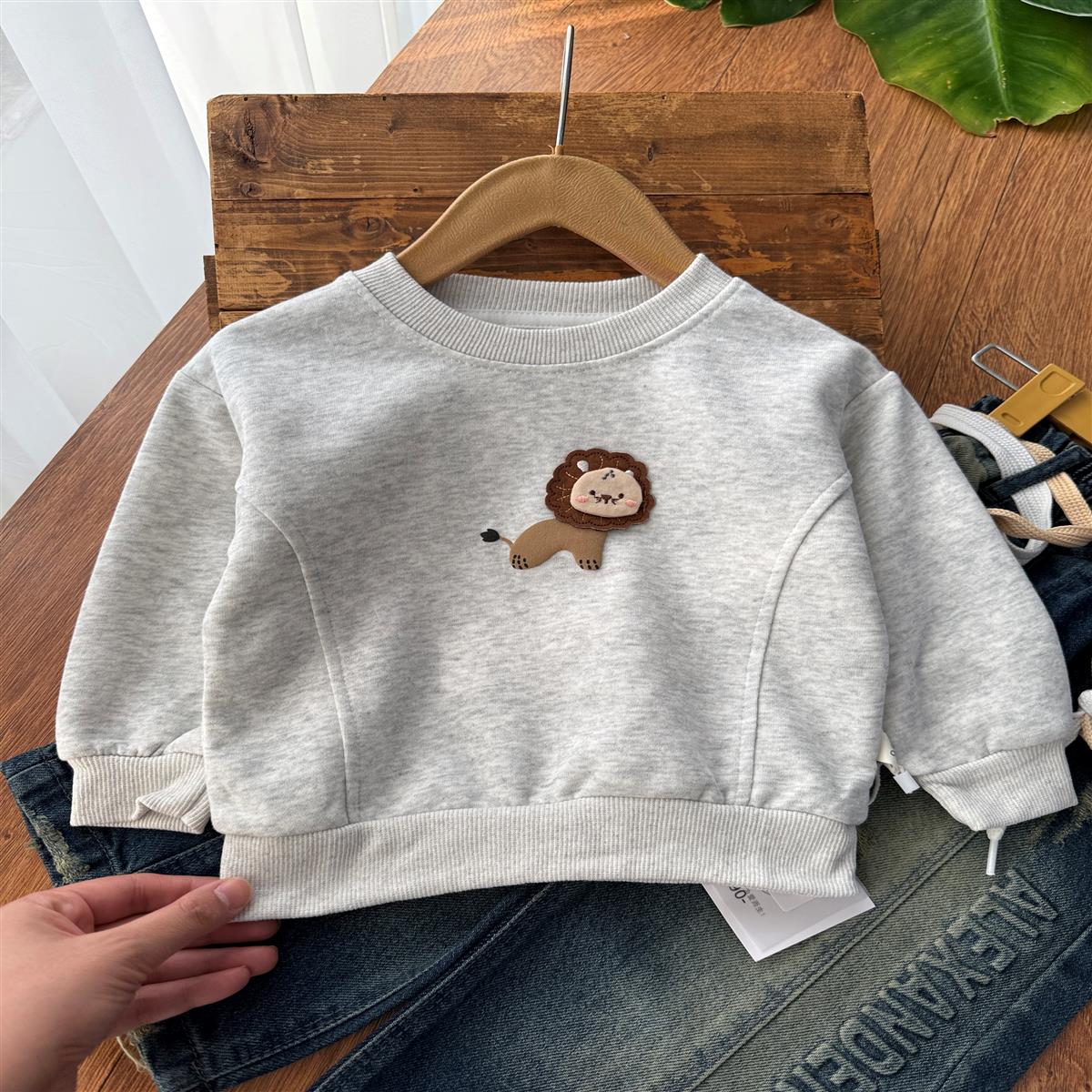  شیر(وارداتی)